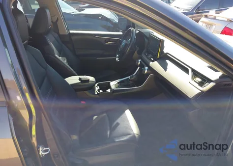 2021 Toyota Rav4 Xle Premium from USA, damaged, VIN 2T3C1RFV5MW181809